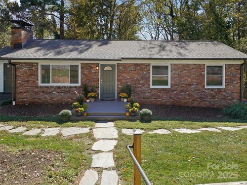 173 Governors View Rd, Asheville, NC, 28805-2341 | Card Image