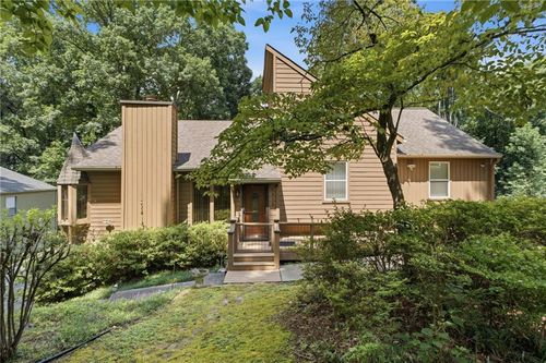 1515 Kincaid Rd, Marietta, GA, 30066-6435 | Card Image