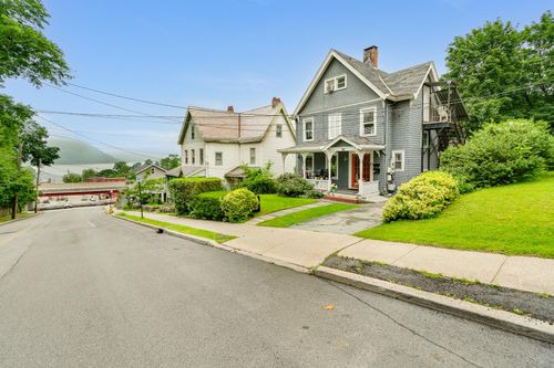 136 Hudson Ave, Peekskill, NY, 10566-3214 | Card Image