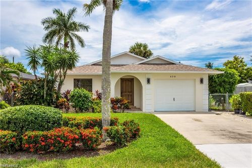 a-630 95th Ave N, NAPLES, FL, 34108-2455 | Card Image