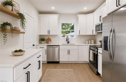 6015 Hampton Blvd, Norfolk, VA, 23508-1201 | Card Image