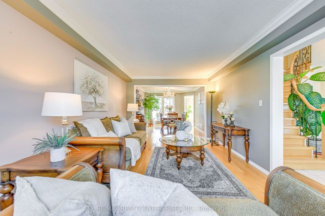 1389 Winterbourne Dr, House other with 6 bedrooms, 4 bathrooms and 2 parking in Oakville ON | Image 4