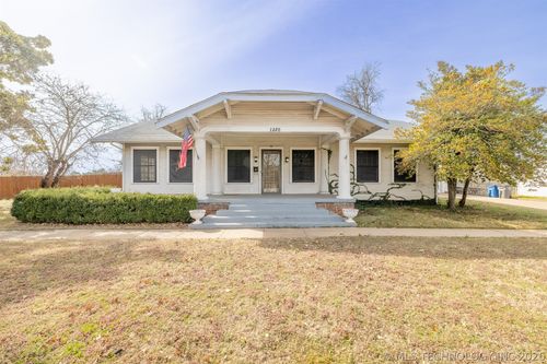 1320 S Wheeling Ave, Tulsa, OK, 74104-4428 | Card Image