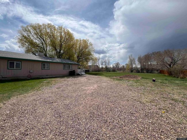664 Evergreen Dr, House attached with 3 bedrooms, 2 bathrooms and null parking in Mountain View WY | Image 19