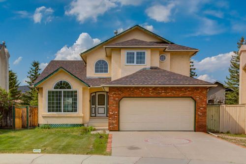183 Edgevalley Cir Nw, Calgary, AB, T3A4X8 | Card Image