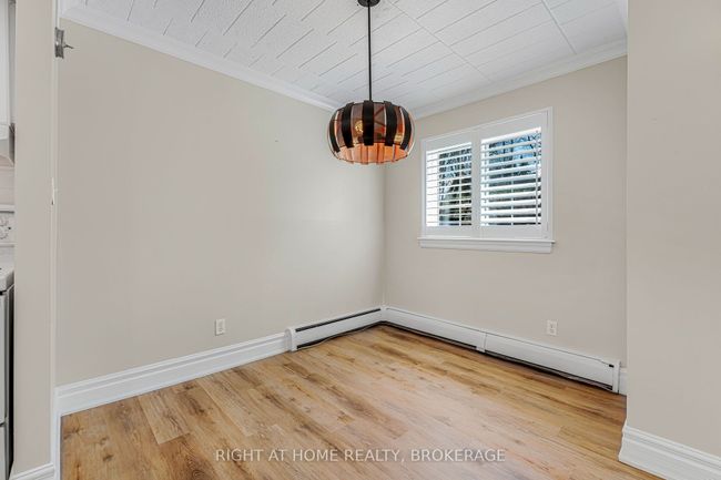 102 - 20 John St, Condo with 2 bedrooms, 1 bathrooms and 3 parking in Grimsby ON | Image 15