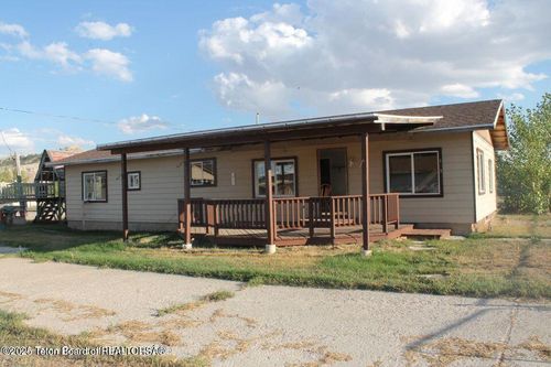 153 S Labarge St, La Barge, WY, 83123-5091 | Card Image