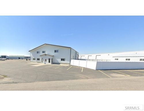 2399 E. E 24th N, Idaho Falls, ID, 83401-1816 | Card Image