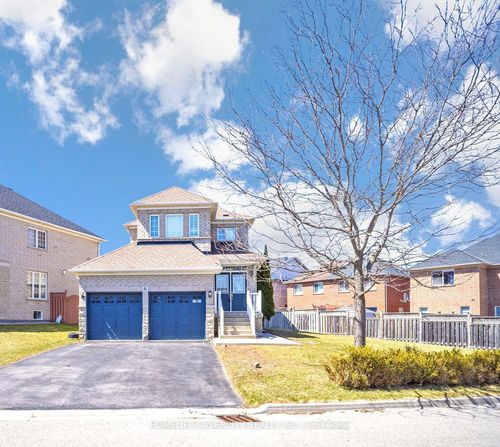 6 Aria Lane, Brampton, ON, L6S6J5 | Card Image