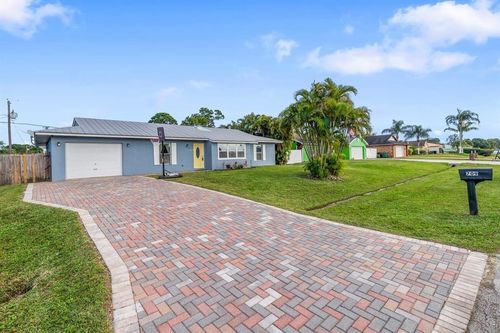 709 Sw Dorchester St, Port St Lucie, FL, 34983-8762 | Card Image