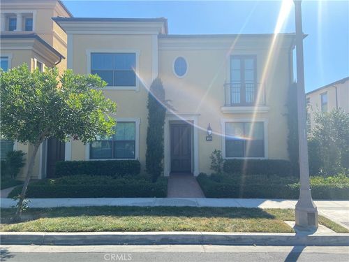 122 Crescent Moon, Irvine, CA, 92602-1813 | Card Image
