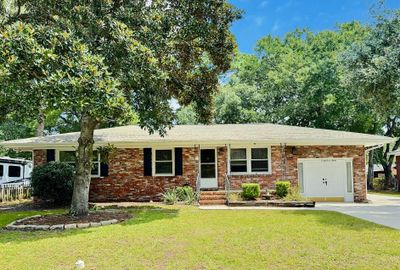 Front of Home | Image 1