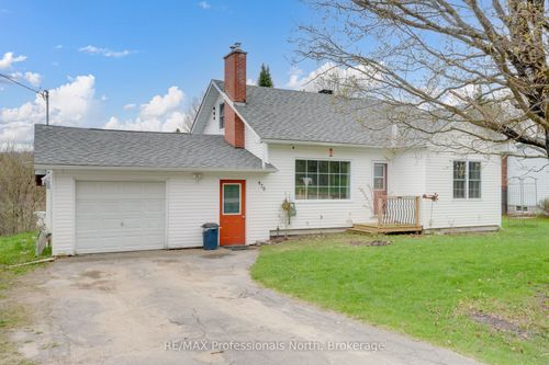 478 High St, Burks Falls, ON, P0A1C0 | Card Image