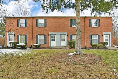 723 Lakeview Dr, Cortland, OH, 44410-1620 | Card Image