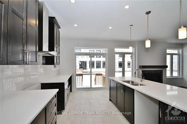 1010 Brian Good Ave, House other with 5 bedrooms, 4 bathrooms and 2 parking in Manotick ON | Image 11
