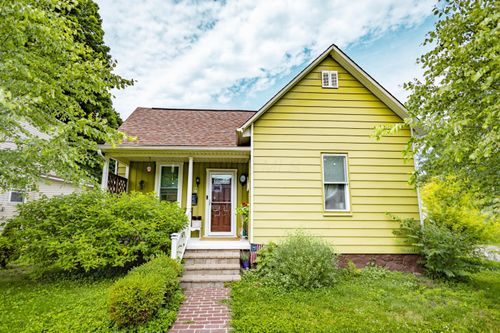 53 N Hampton St, West Jefferson, OH, 43162-1110 | Card Image