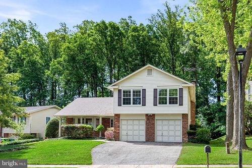 7207 Neaptide Ln, BURKE, VA, 22015-4458 | Card Image