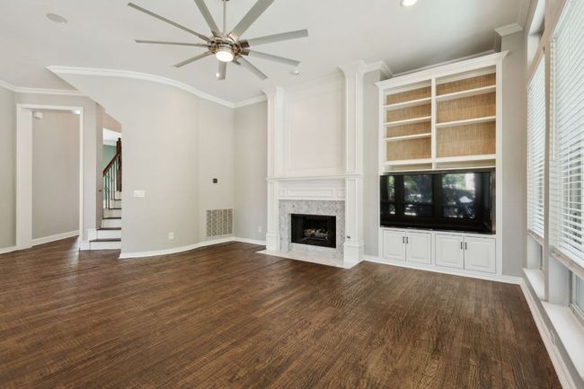 805 Parkwood Ct, House other with 4 bedrooms, 4 bathrooms and 6 parking in Mckinney TX | Image 6