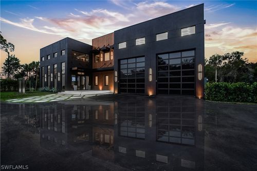 27100 Imperial Pkwy, BONITA SPRINGS, FL, 34135-6880 | Card Image