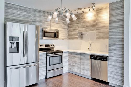 unit-133-604 N Bluff Dr, Austin, TX, 78745-0011 | Card Image