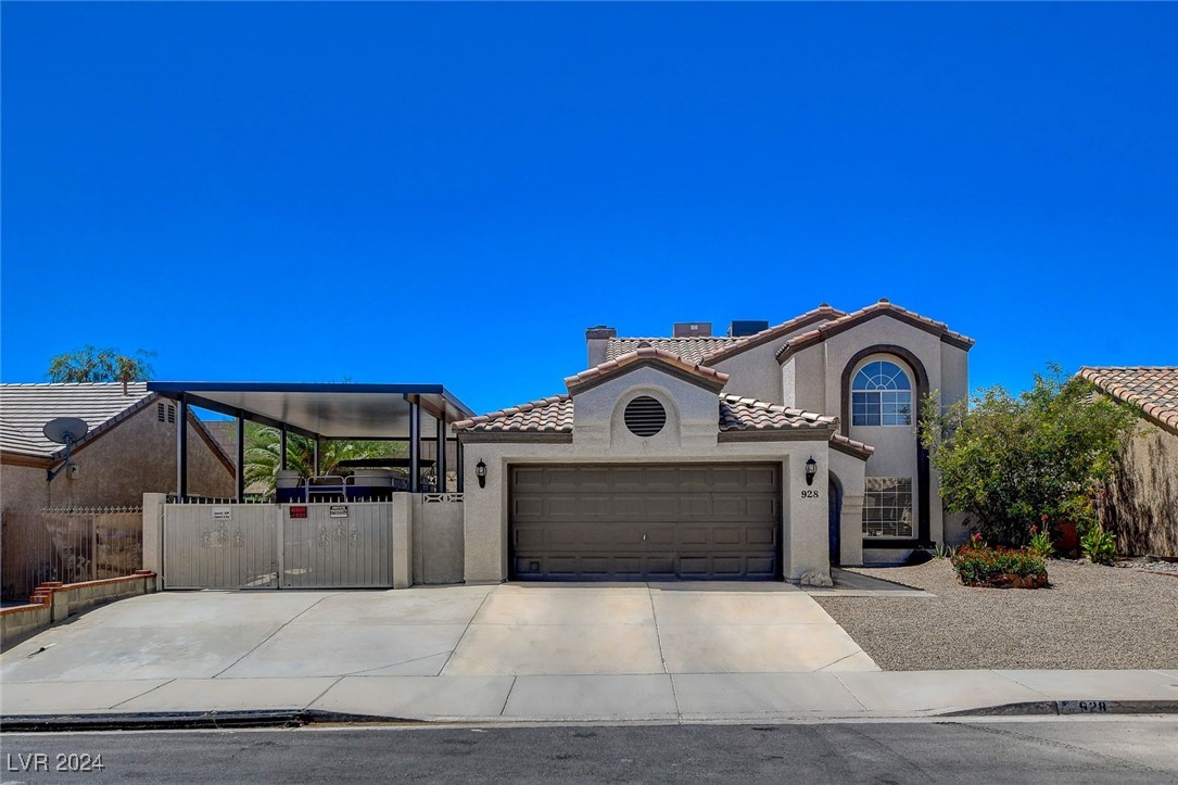 Wagon Train Dr, Henderson, NV 89002