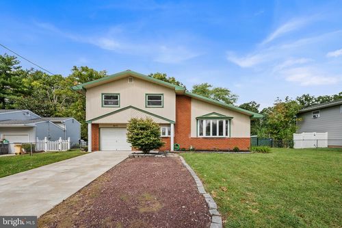 611 Pasadena Dr, Magnolia, NJ, 08049-1635 | Card Image
