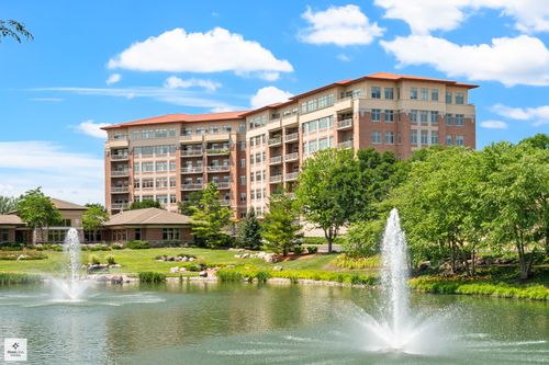apt-311-100 Prairie Park Dr, Wheeling, IL, 60090-2801 | Card Image