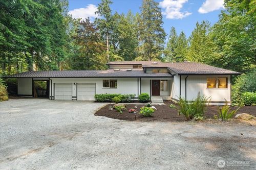 14629 255th Avenue Se, Issaquah, WA, 98027 | Card Image