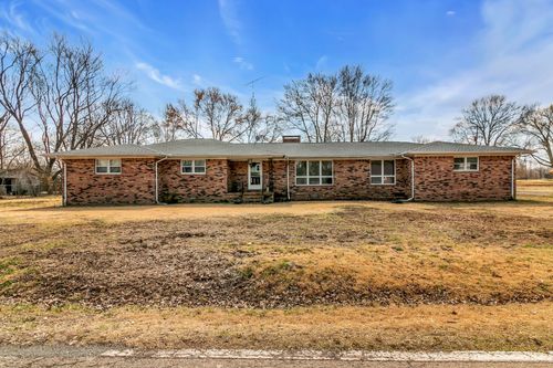 233 W Chestnut St, Puryear, TN, 38251-5800 | Card Image