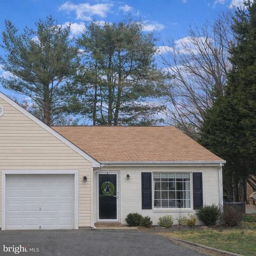 591 Plain Rd, WARRENTON, VA, 20186-2329 | Card Image