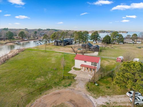 306 Lazy Cane Ranch Rd, Trinidad, TX, 75163-4034 | Card Image