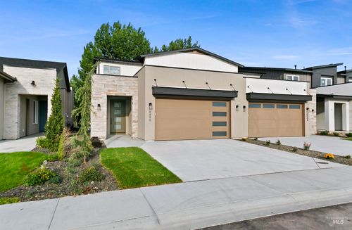 6496 S Astoria Ave, Meridian, ID, 83642-1166 | Card Image