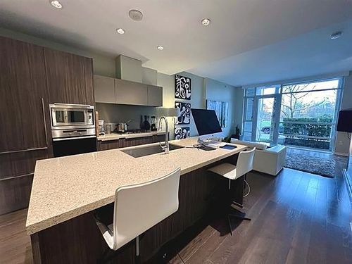 1618 Columbia St, Vancouver, BC, V5Y0B6 | Card Image