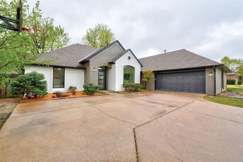 3616 Burlington Dr, Norman, OK, 73072-3647 | Card Image