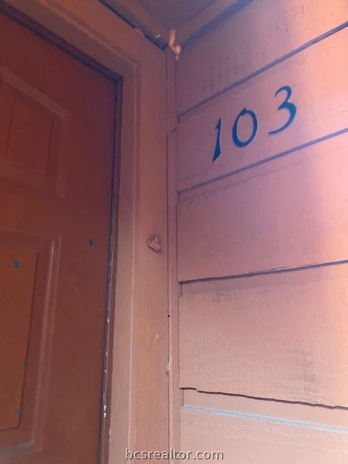 e103-1305 W Villa Maria Rd, Bryan, TX, 77801-4200 | Card Image