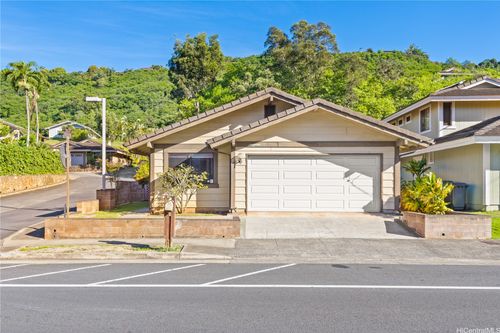 98-98-582 Kilinoe St, Aiea, HI, 96701-2186 | Card Image