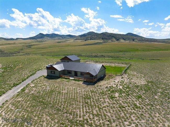 38 Clark Dr, House other with 3 bedrooms, 3 bathrooms and null parking in Three Forks MT | Image 7