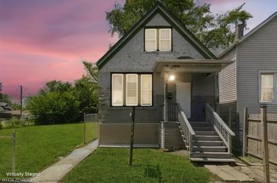 7036 S Sangamon Street, House other with 5 bedrooms, 2 bathrooms and 2 parking in Chicago IL | Image 1