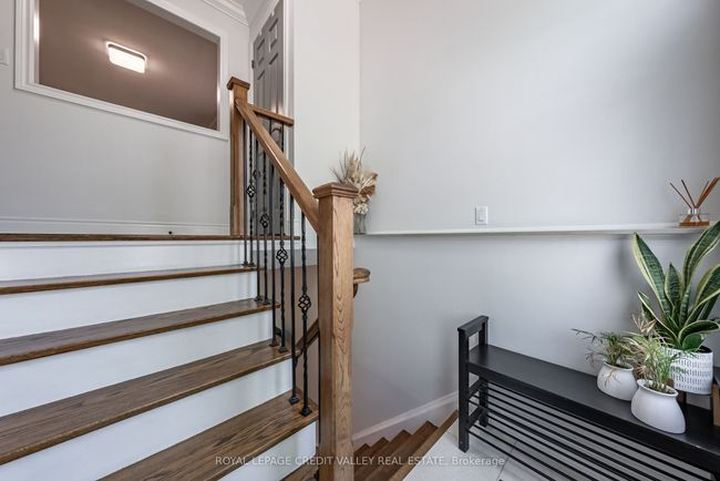 8 Petunias Rd, House attached with 4 bedrooms, 2 bathrooms and 3 parking in Brampton ON | Image 22