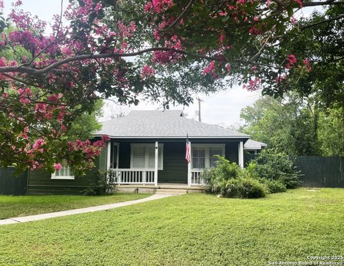 101 Charles Rd, Terrell Hills, TX, 78209-5944 | Card Image
