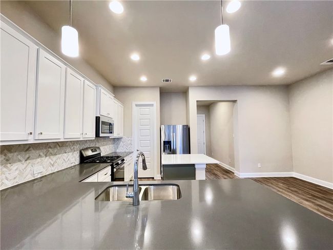 UNIT-88 - 600 C Bar Ranch Trl, House other with 3 bedrooms, 3 bathrooms and 4 parking in Cedar Park TX | Image 8