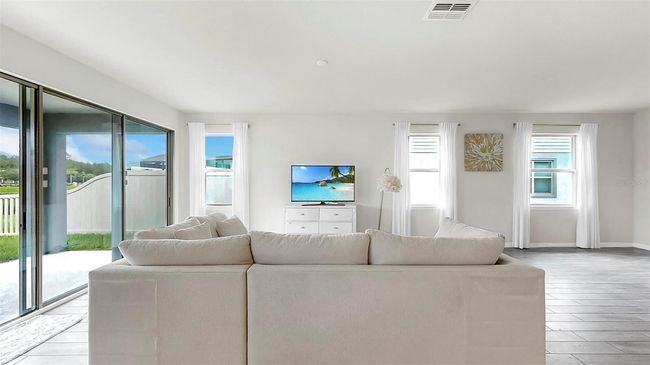 10842 Rolling Moss Rd, House other with 4 bedrooms, 2 bathrooms and null parking in TAMPA FL | Image 20