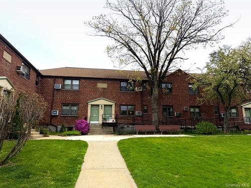 g8-24614 57th Drive, New York, NY, 11362 | Card Image