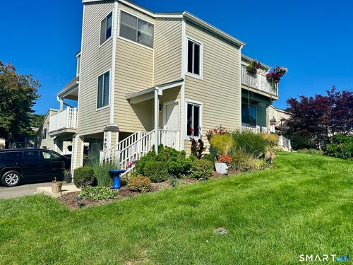 219-219 Crosswoods Rd, Branford, CT, 06405-5805 | Card Image