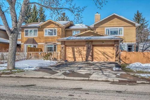 32 Midpark Drive Se, Calgary, AB, T2X1T2 | Card Image