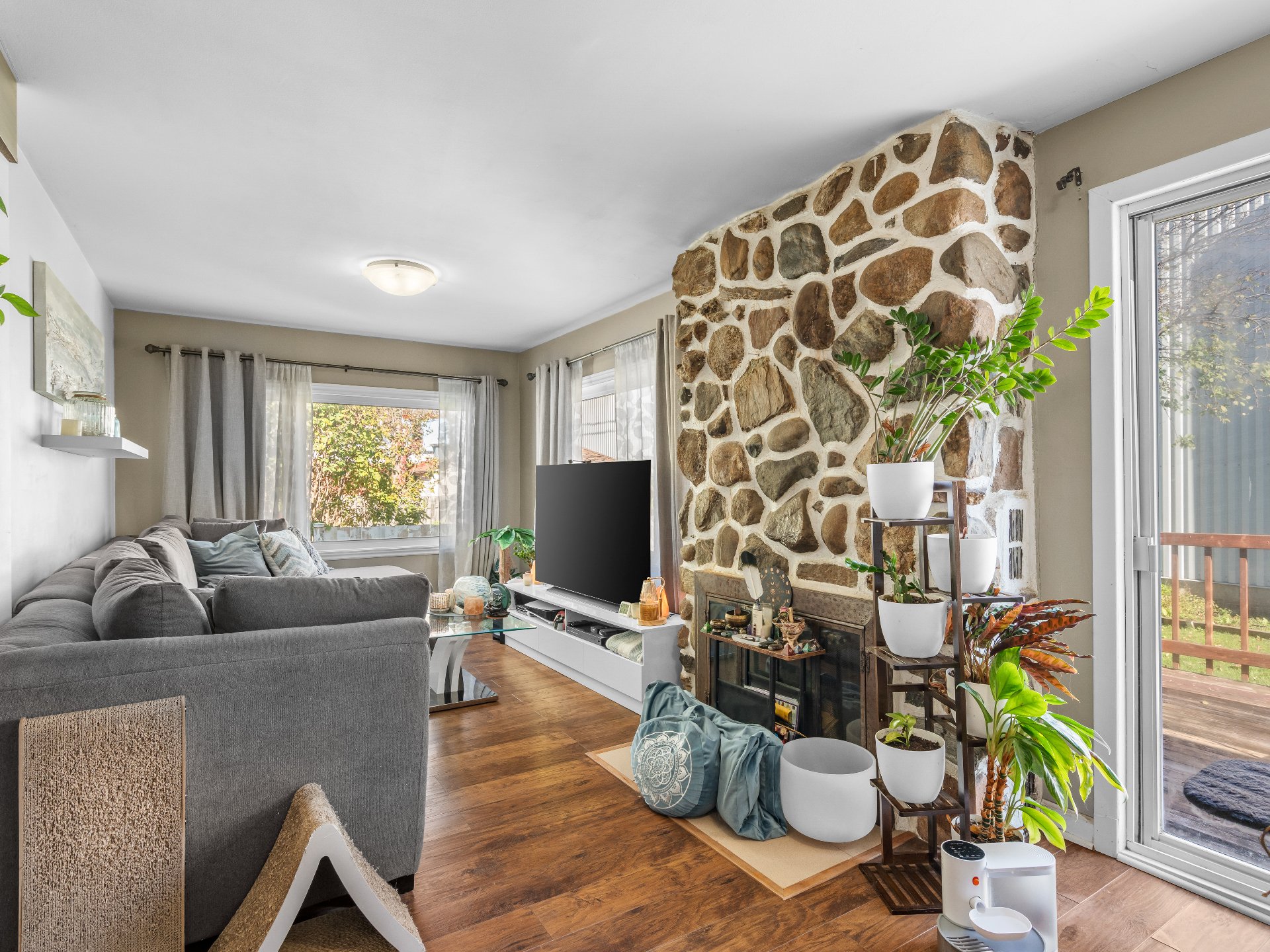 307 80E Av, For Sale in Laval - eXp Realty
