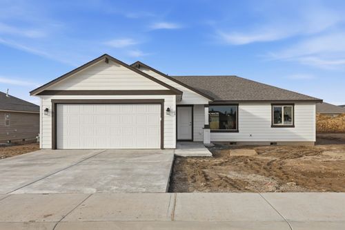 24 W 12th St, Deer Park, WA, 99006-5265 | Card Image