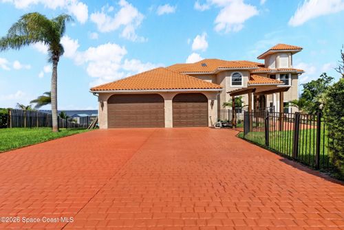 6715 Riveredge Dr, Titusville, FL, 32780-8018 | Card Image