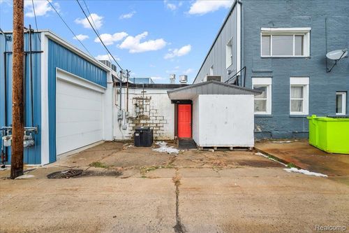 4084 Huron St, North Branch, MI, 48461-8664 | Card Image