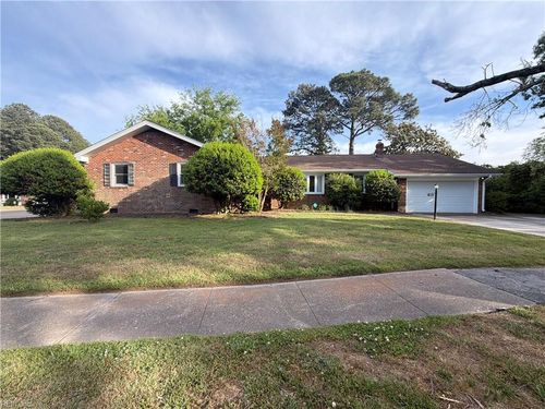 1531 Longdale Drive, Norfolk, VA, 23518 | Card Image